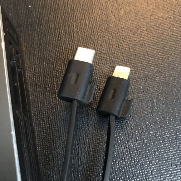 myCharge - HUB Turbo 6700 mAh Portable Charger for Most Mobile Devices - Gray - Picture 4 of 6